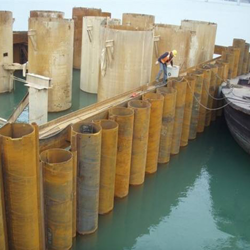 三沙钢护筒现场安装